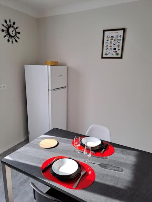 Agreable T2 Classe 3 Etoiles, Refait A Neuf, Dans Quartier Calme Rodez Buitenkant foto